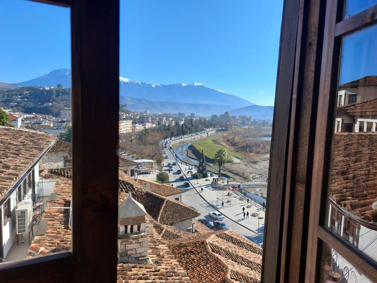 Guest House Mikel Berat Exterior foto