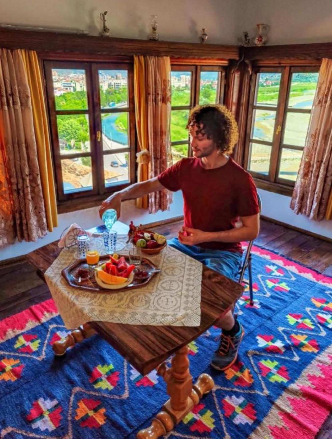 Guest House Mikel Berat Exterior foto